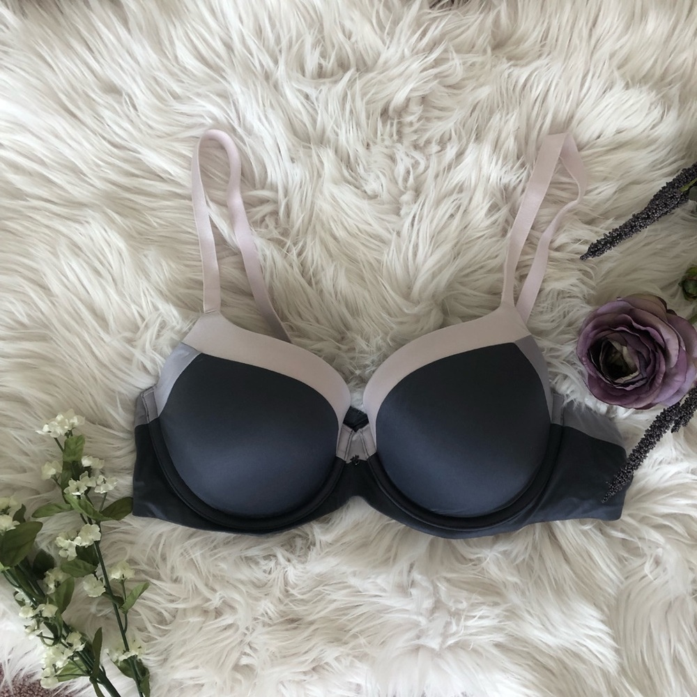 Fabulous by Victoria’s Secret Lined Demi Bra NWOT